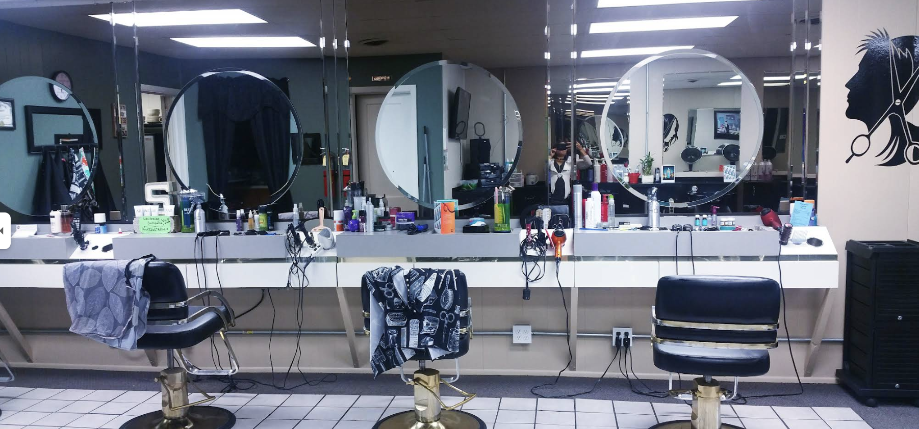 Styling stations at Melanie's New Image Salon